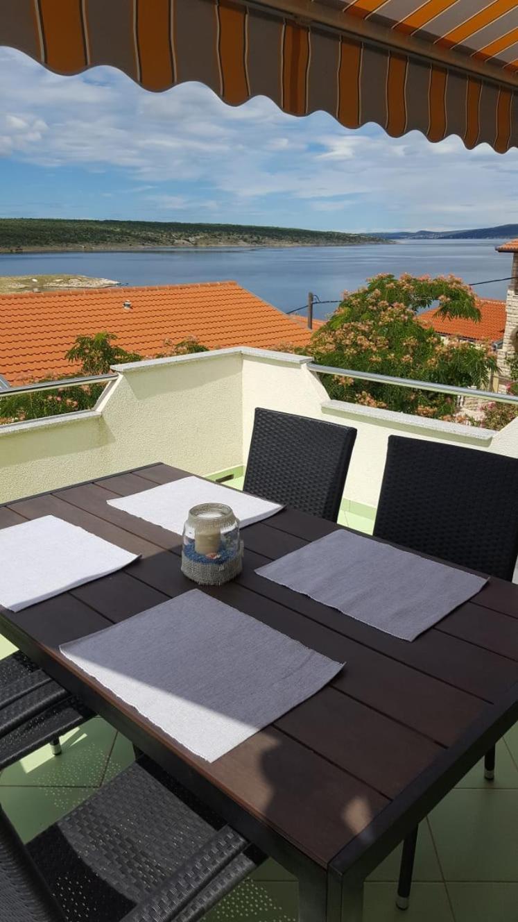 Apartmani Ana - Meka Draga Obrovac Luaran gambar